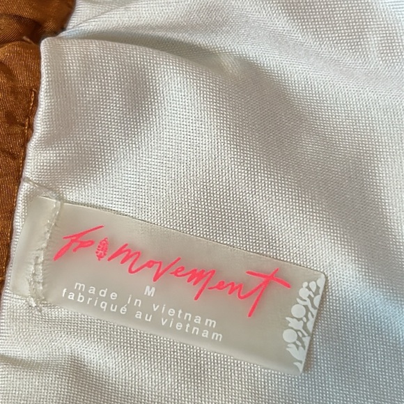 Free People The Way Home Shorts in Varsity Gold Size Medium - Picture 7 of 8